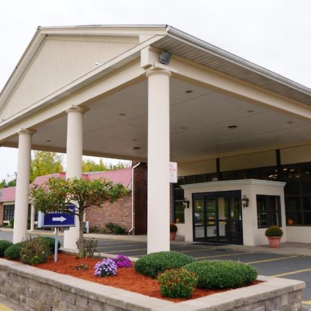 Rodeway Inn & Suites East Windsor Eksteriør billede